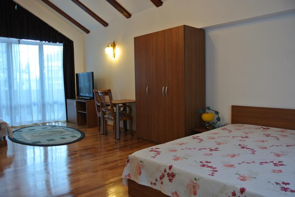 Vila Sorina Poiana Brasov Bilik gambar