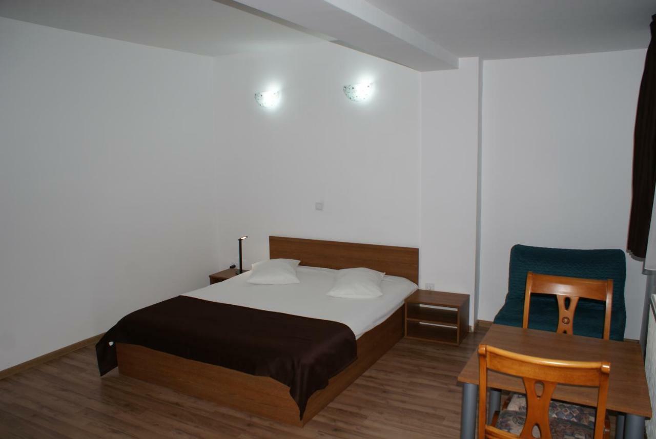Vila Sorina Poiana Brasov Luaran gambar