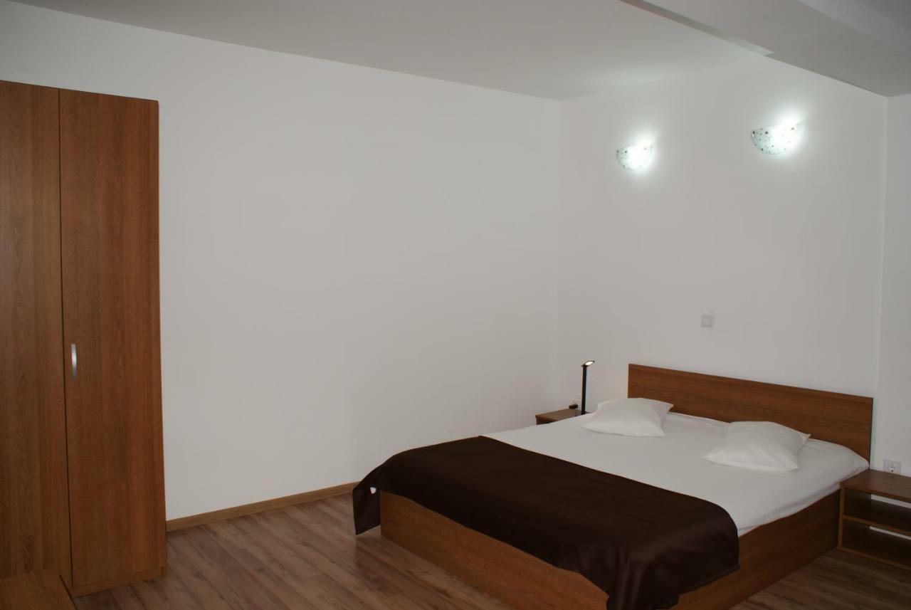 Vila Sorina Poiana Brasov Luaran gambar